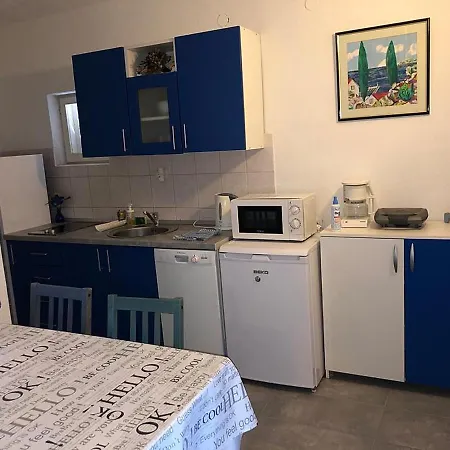 By The Sea Tucepi, Makarska - 2699 Apartment *